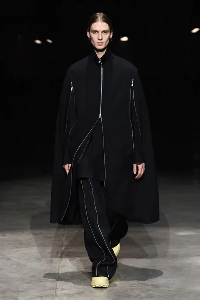 Look 39